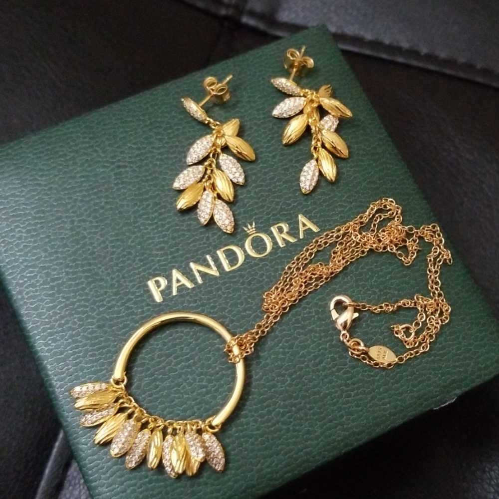 Original Pandora Necklace And earrings
